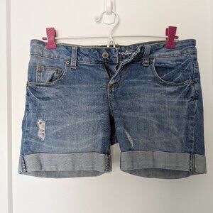 ✨ Bluenotes Distressed Light Blue Shorts (Size 26) 💙👖